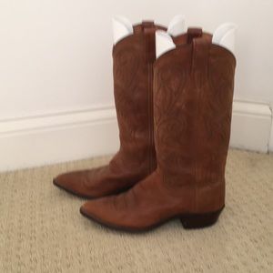 Cowboy (cowgirl?) Boots
